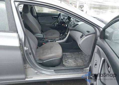 2014 Hyundai Elantra Se z USA, uszkodzony, nr VIN 5NPDH4AE9EH508229